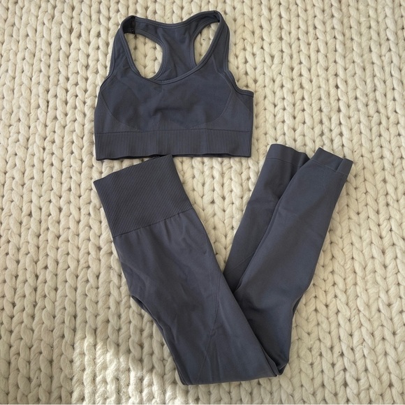 GREY WORKOUT/ACTIVEWEAR SET - Picture 1 of 4